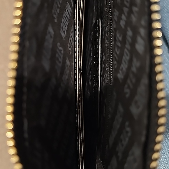 Steve Madden Flowered Clutch NWOT - Picture 5 of 7